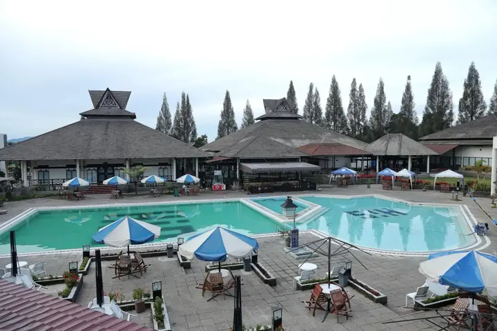 Берастаги: Hotel Sibayak Internasional Berastagi