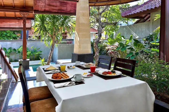 Кута: The Club Villas Seminyak