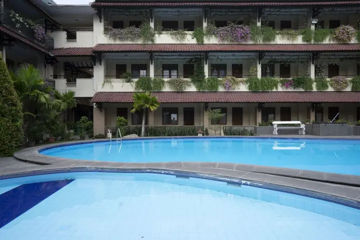 Депок: Cakra Kembang Hotel