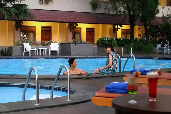 Депок: Cakra Kembang Hotel