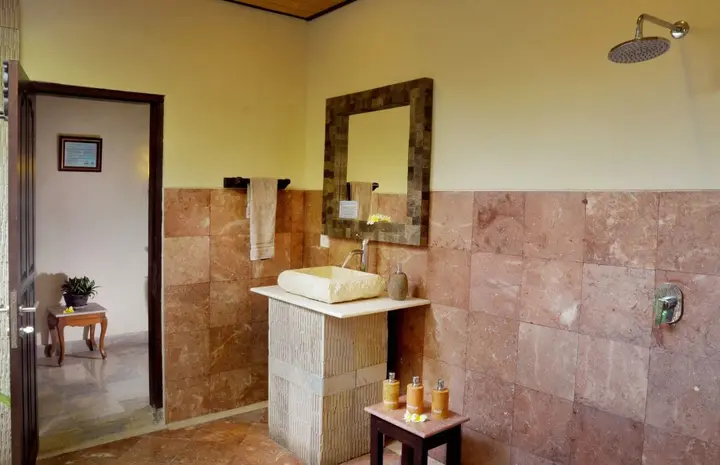 Бунутан: Coral View Villas