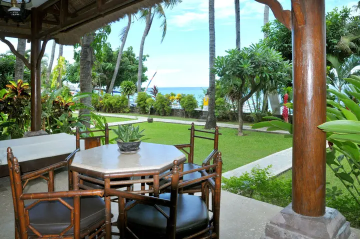 Бунутан: Coral View Villas