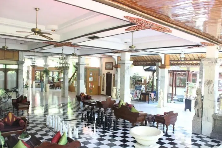 Санур Кайя: Diwangkara Beach Hotel and Resort