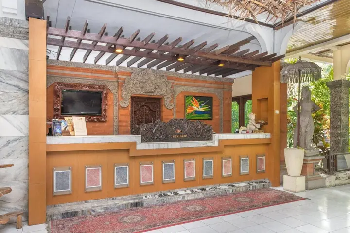 Санур Кайя: Diwangkara Beach Hotel and Resort