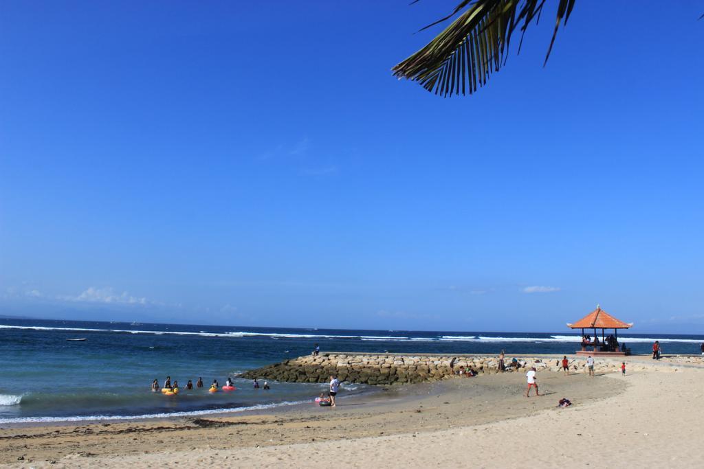 Санур Кайя: Diwangkara Beach Hotel and Resort