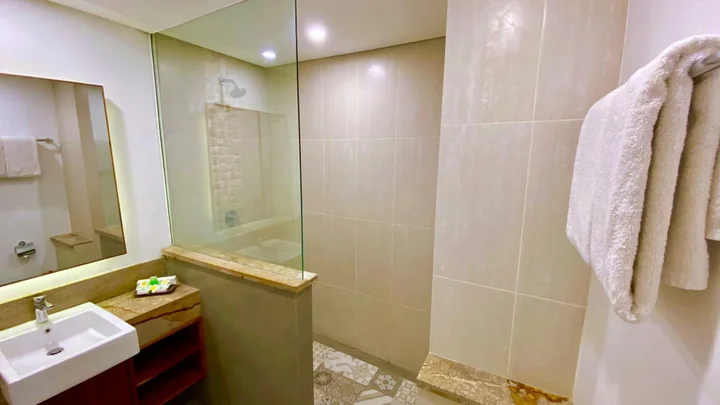 Денпасар: Grand Santhi Hotel