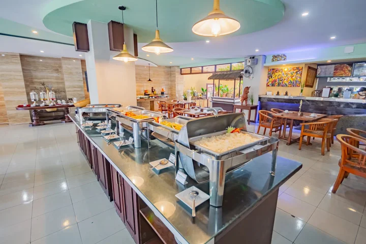 Денпасар: Grand Santhi Hotel