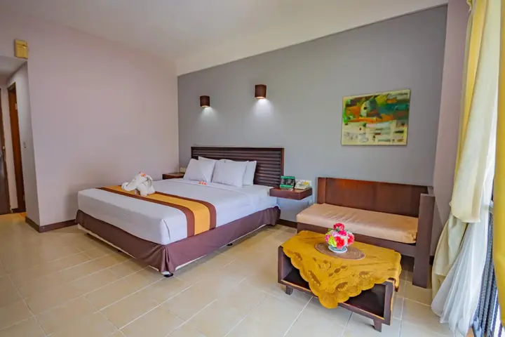 Денпасар: Grand Santhi Hotel
