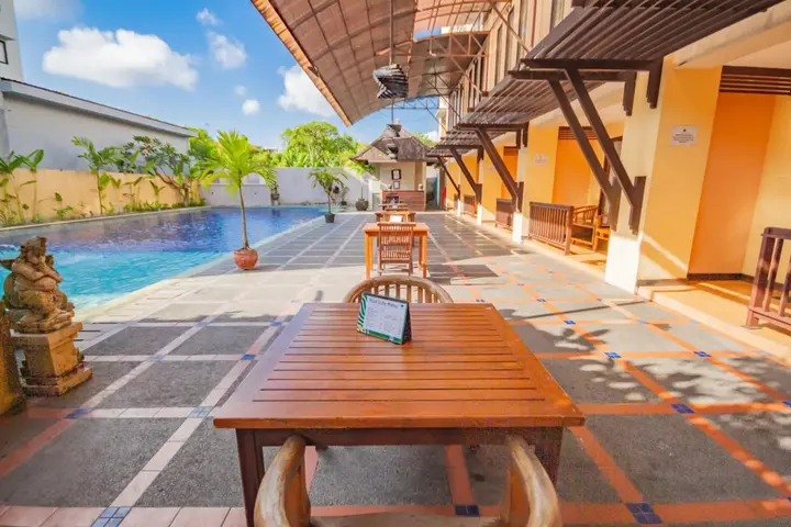 Денпасар: Grand Santhi Hotel
