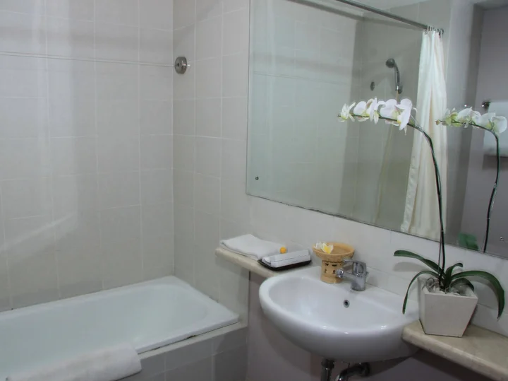 Денпасар: Grand Santhi Hotel