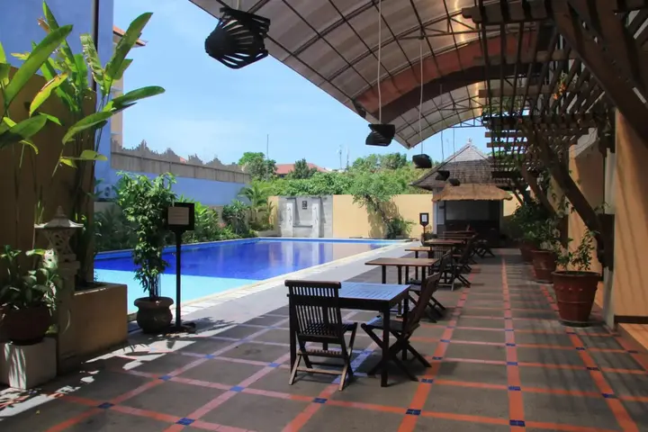 Денпасар: Grand Santhi Hotel