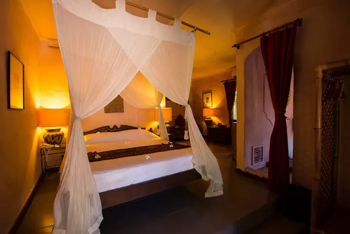 Санур: Отель La Taverna Suites