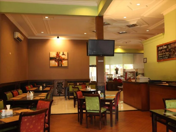 Пасуруан: BJ Perdana Hotel