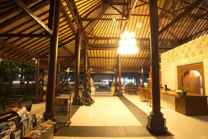 Санур Кайя: Puri Dalem Hotel