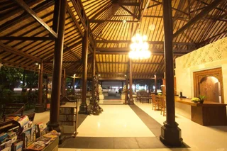 Санур Кайя: Puri Dalem Hotel
