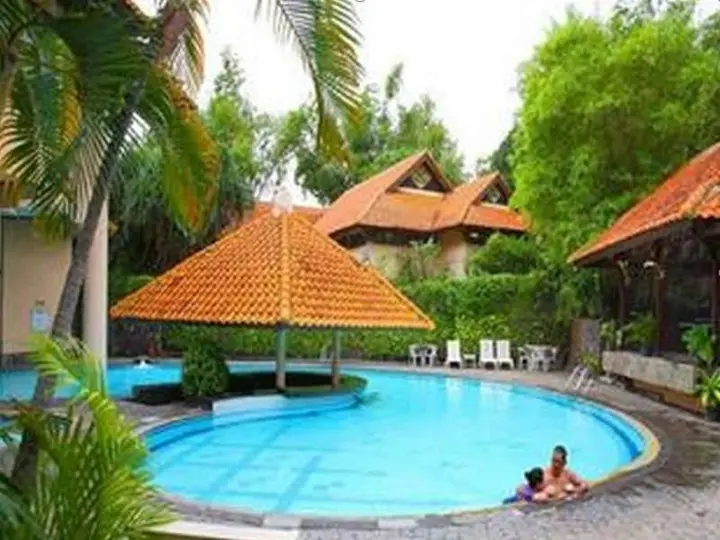 Сурабая: Hotel Equator Surabaya