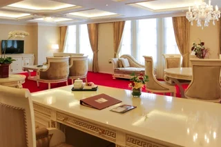 Джакарта: REDTOP Hotel & Convention Center