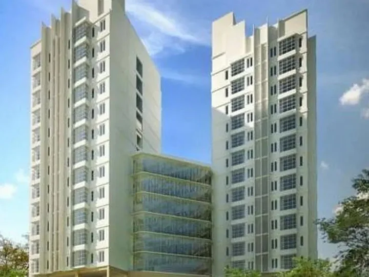 Сурабая: Twin Hotel