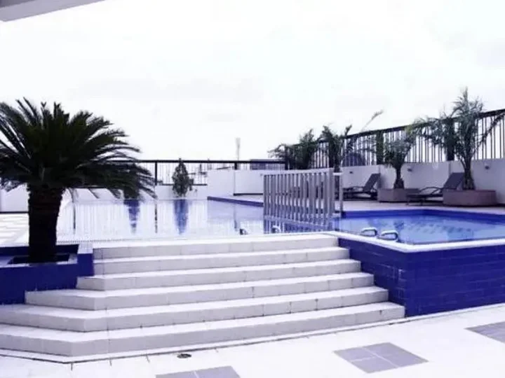 Сурабая: Twin Hotel