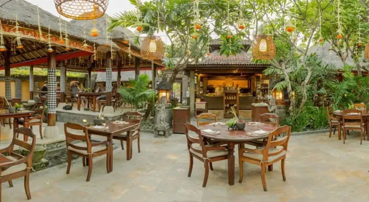 Беноа: Rumah Bali