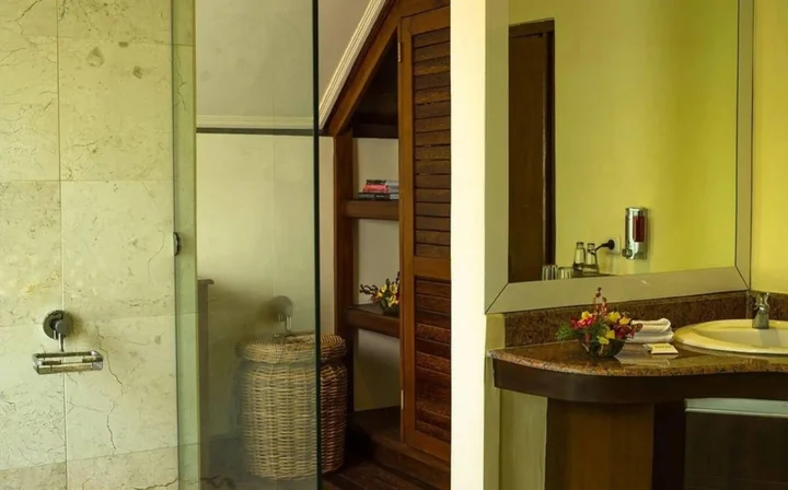 Беноа: Rumah Bali
