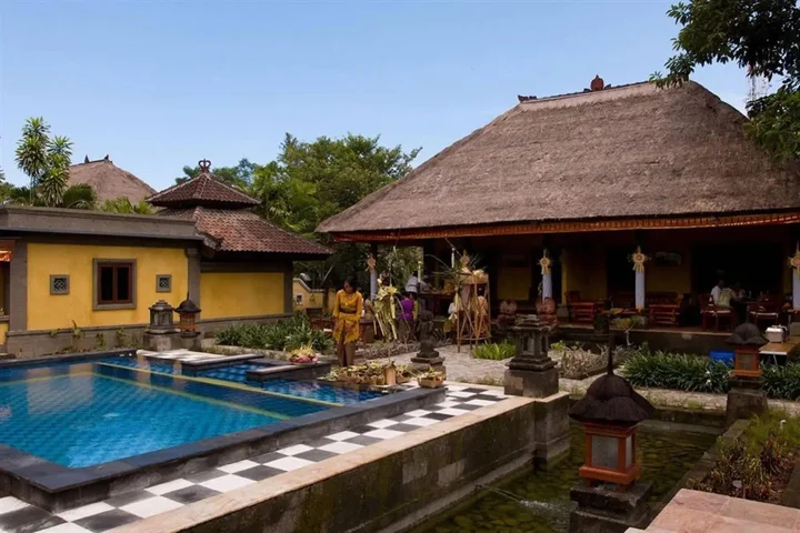 Беноа: Rumah Bali