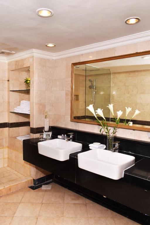 Семаранг: Metro Park View Hotel Kota Lama Semarang