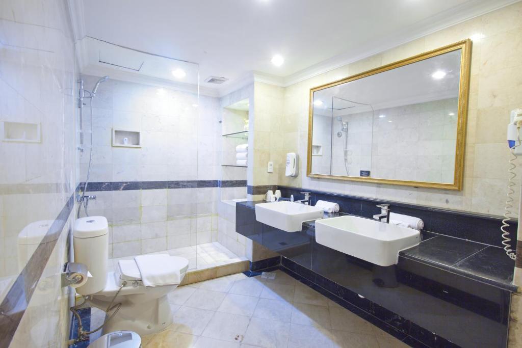 Семаранг: Metro Park View Hotel Kota Lama Semarang