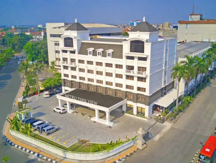 Семаранг: Metro Park View Hotel Kota Lama Semarang