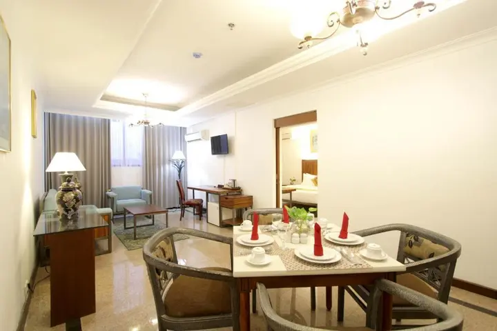 Семаранг: Metro Park View Hotel Kota Lama Semarang