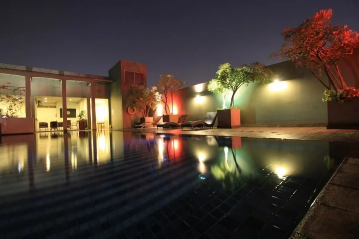 Джакарта: Sparks Life Jakarta, ARTOTEL Curated