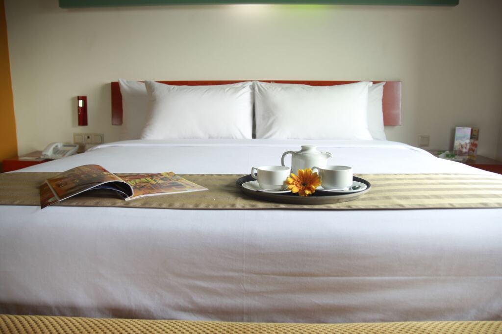Джакарта: Sparks Life Jakarta, ARTOTEL Curated