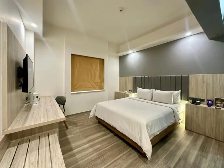 Джакарта: Sparks Life Jakarta, ARTOTEL Curated