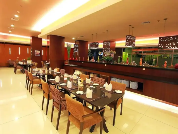 Суракарта: Solo Paragon Hotel & Residences