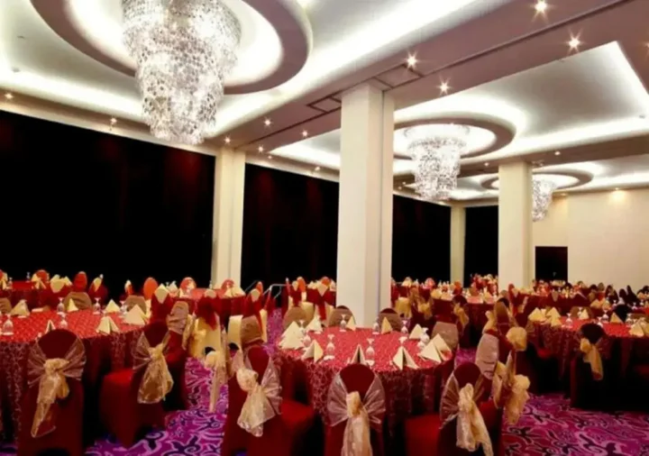Амбон: Swiss-Belhotel Ambon