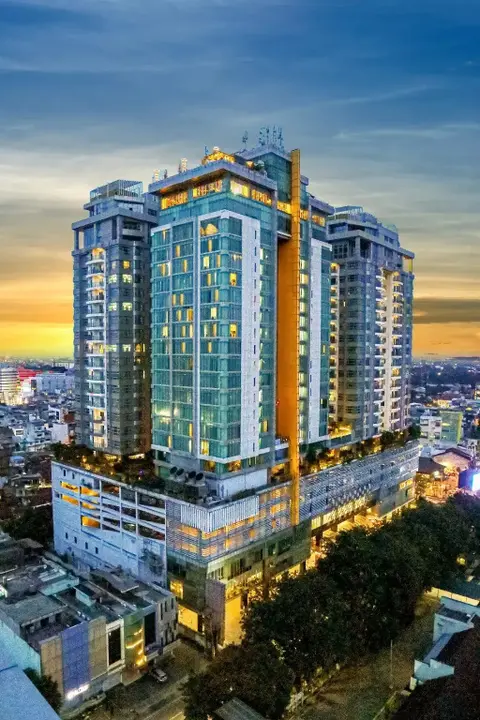 Медан: Cambridge Hotel Medan