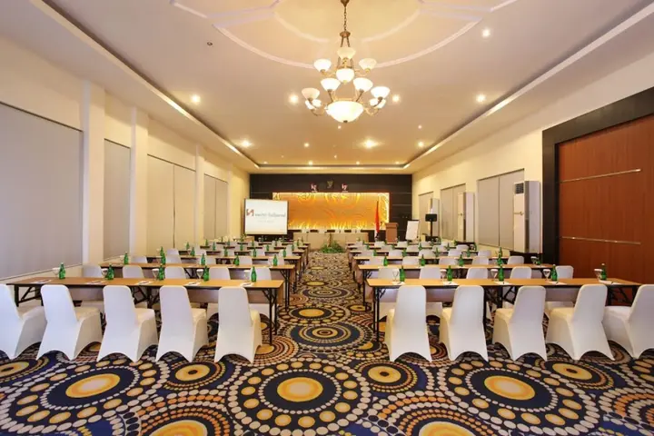 Палу: Swiss-Belhotel Silae Palu