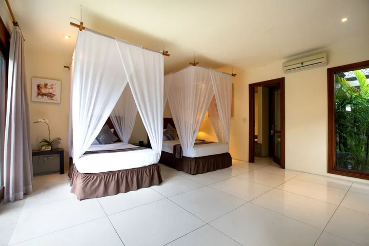 Керобокан: Grand Avenue Bali