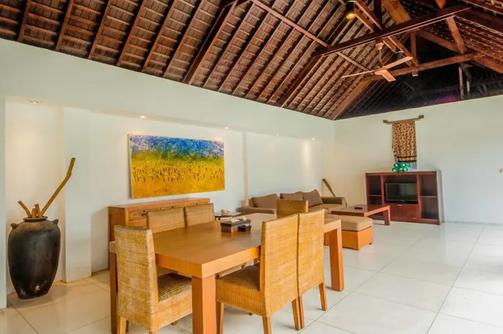 Керобокан: Grand Avenue Bali