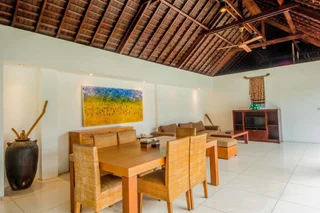 Керобокан: Grand Avenue Bali