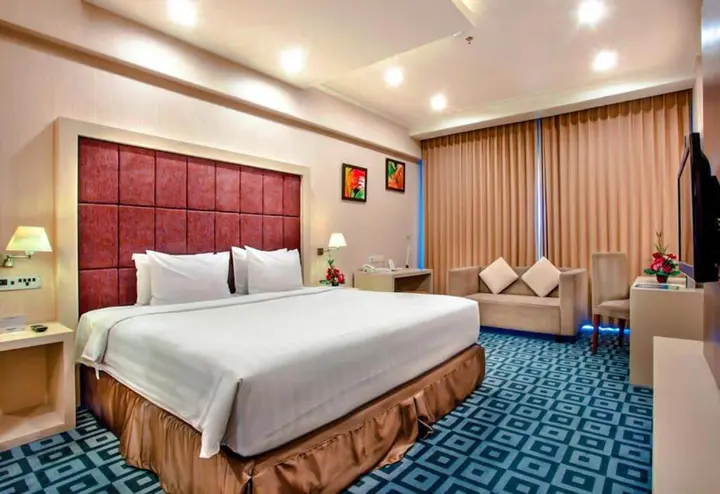 Сурабая: Surabaya Suites Hotel Powered by Archipelago