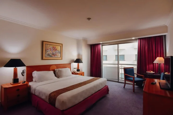 Сурабая: Surabaya Suites Hotel Powered by Archipelago