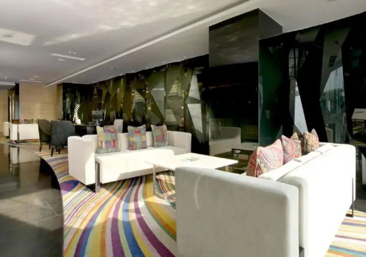 Сурабая: TS Suites Surabaya