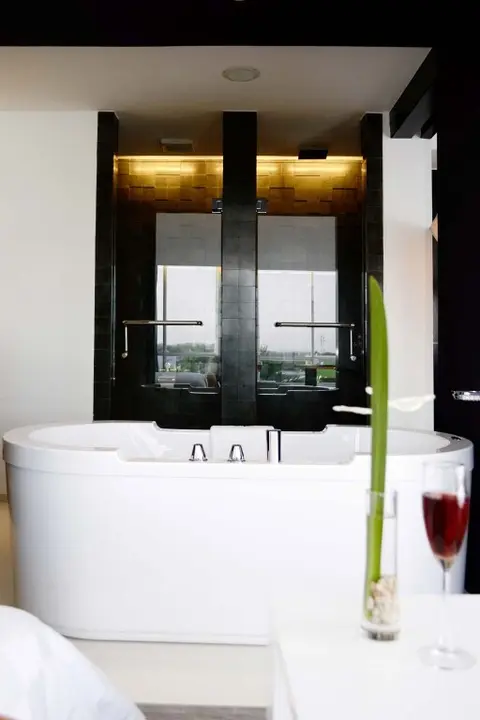 Сурабая: TS Suites Surabaya