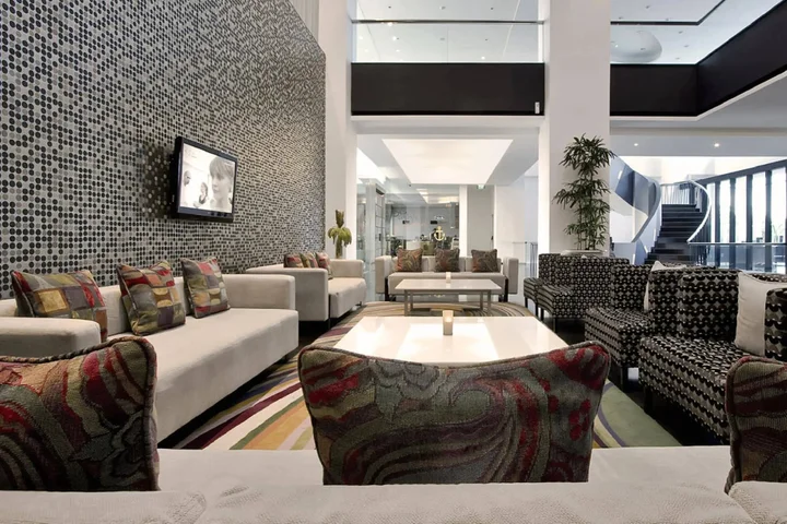 Сурабая: TS Suites Surabaya