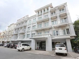 Батам: Triniti Hotel Batam