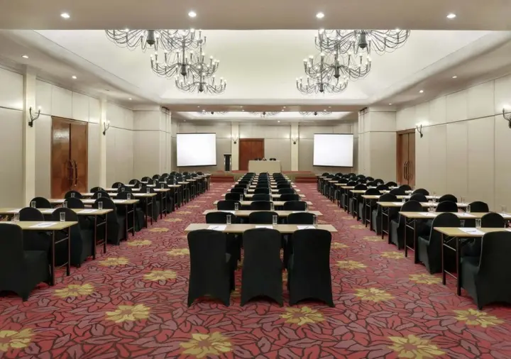 Сурабая: Novotel Surabaya Hotel