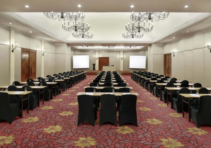Сурабая: Novotel Surabaya Hotel