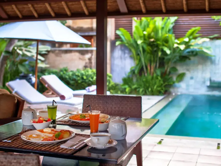 Керобокан: Mayaloka Villas Seminyak