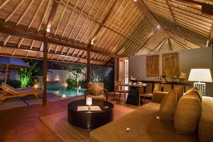 Керобокан: Mayaloka Villas Seminyak
